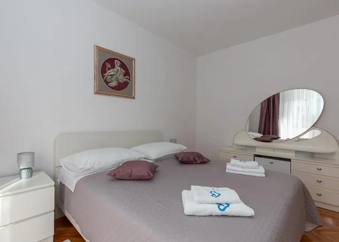 Apartments Tolic