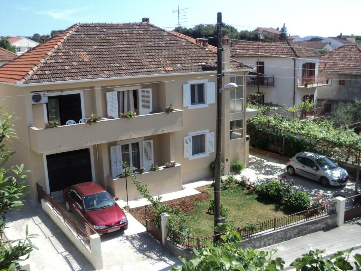 Apartment Tolic *