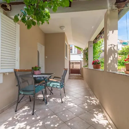 Apartments Tolic Biograd Na Moru Exterior photo