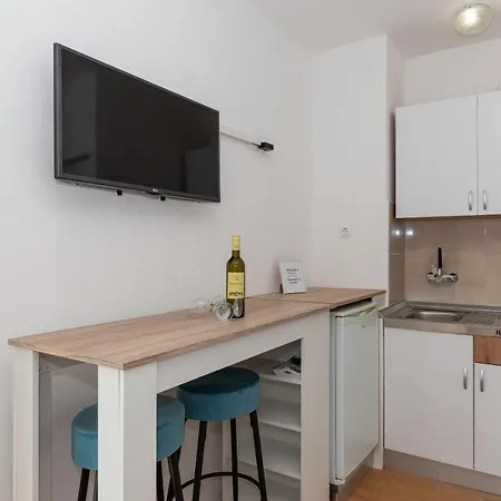 Apartments Tolic Biograd Na Moru Exterior photo