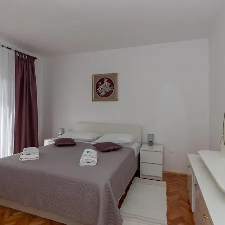 Apartments Tolic Biograd Na Moru Exterior photo