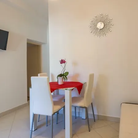 Apartments Tolic Biograd Na Moru Exterior photo