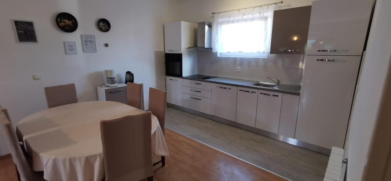 Lägenhet Tolic Biograd Na Moru